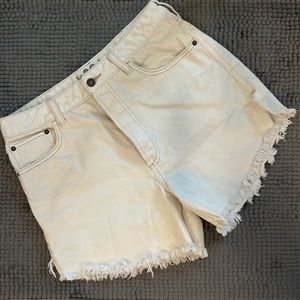 Free People Baggy Tomboy cream denim shorts sz29